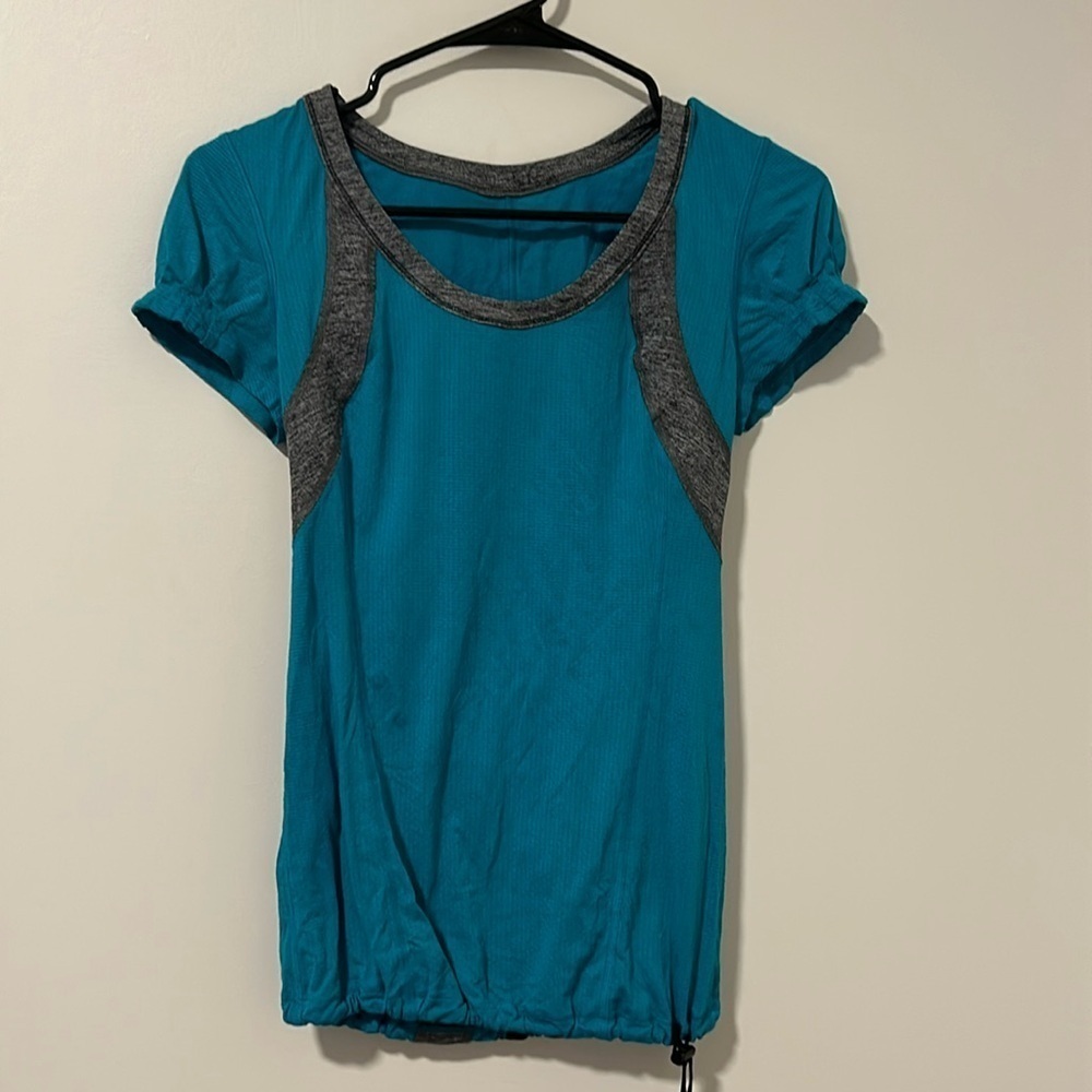 Lululemon Turquoise Gray Drawstring Ruched Short Sleeve Workout Top Size 2